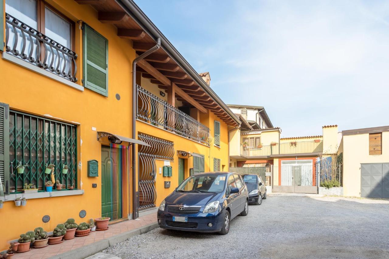 Appartamento Porta Verde Osio Sopra ออซิโอ ซอตโต ภายนอก รูปภาพ